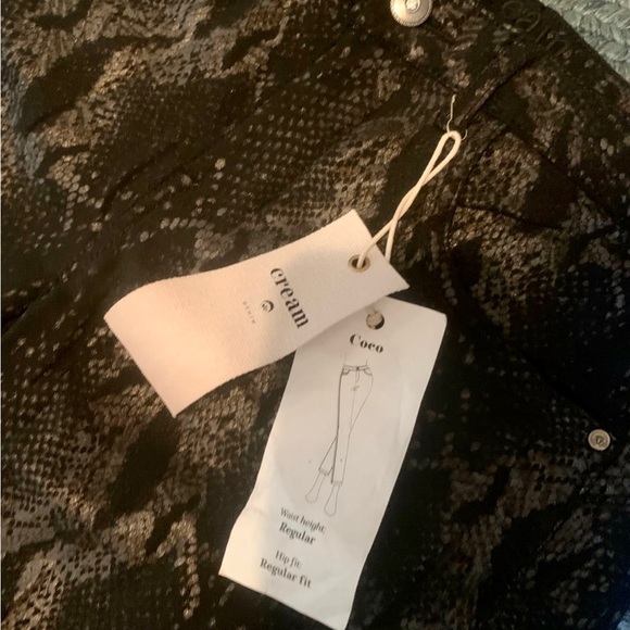 Snakeprint Denim - Picture 7 of 10